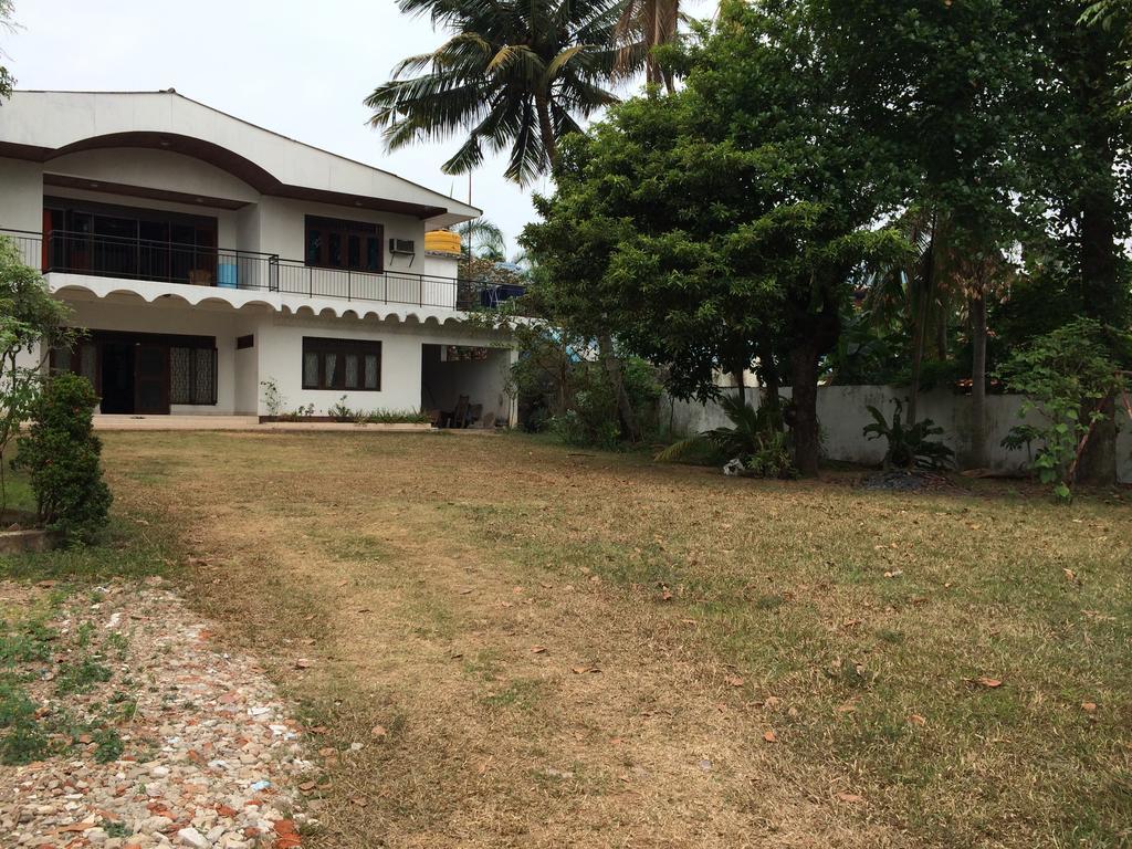 The Pallet House Dehiwala-Mont Lavinia Extérieur photo