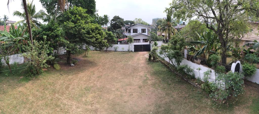 The Pallet House Dehiwala-Mont Lavinia Extérieur photo